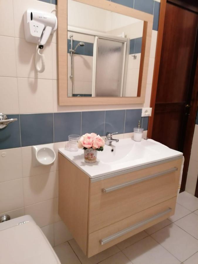 فندق Le Residenze Del Giglio كالياري المظهر الخارجي الصورة